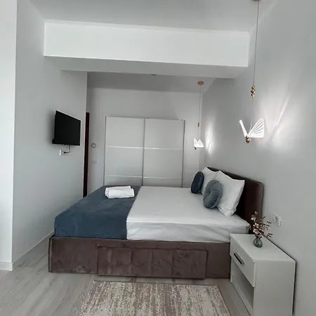 Queens Luxury Năvodari